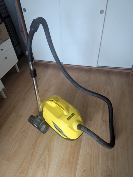 Karcher DS 6 putekļusūcējs