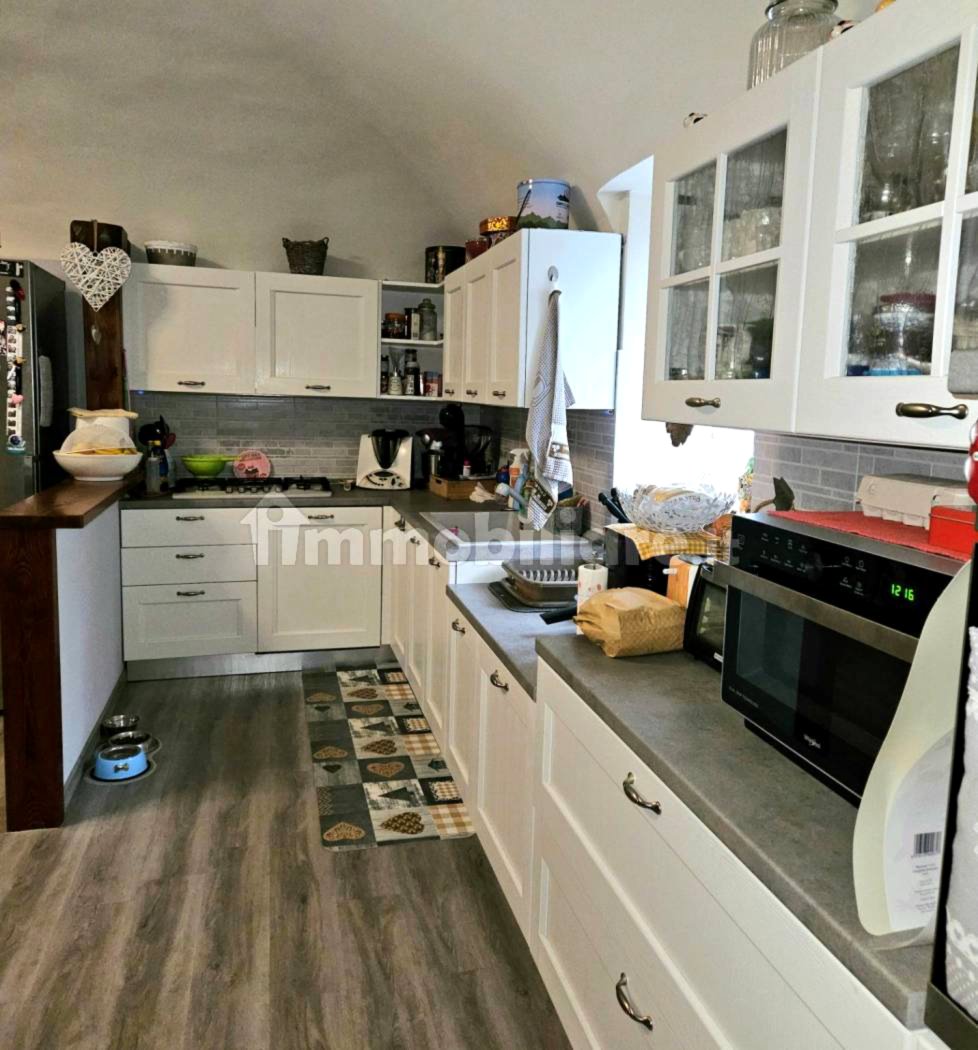 Māja Ziemeļitālijā ar plašu dārzu tikai 140 000 €