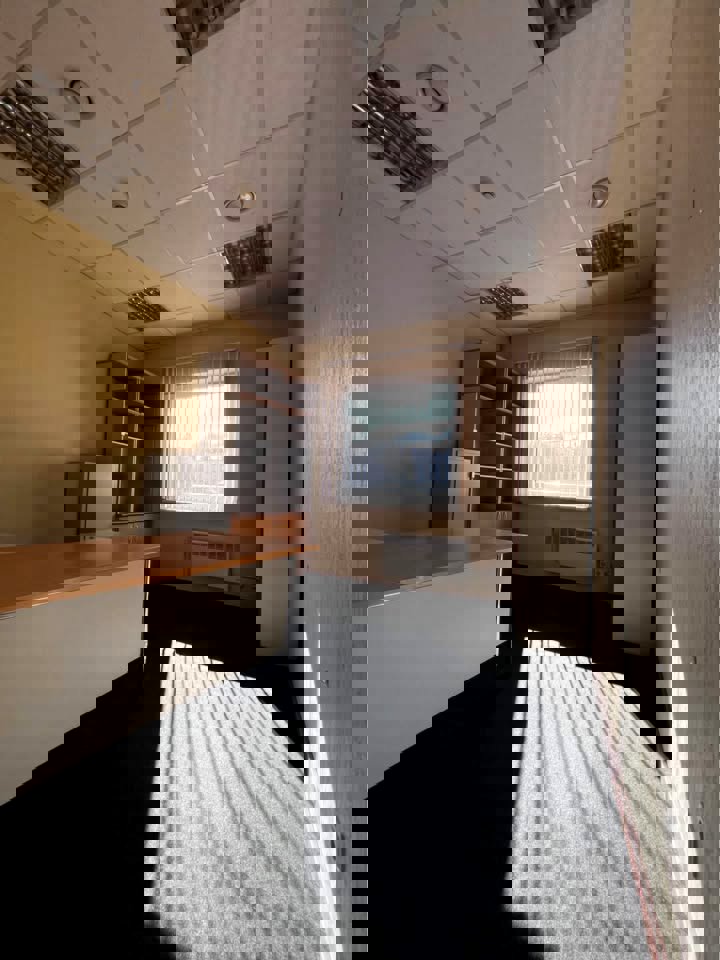 Izīrē komerctelpas Ganību dambī 7a