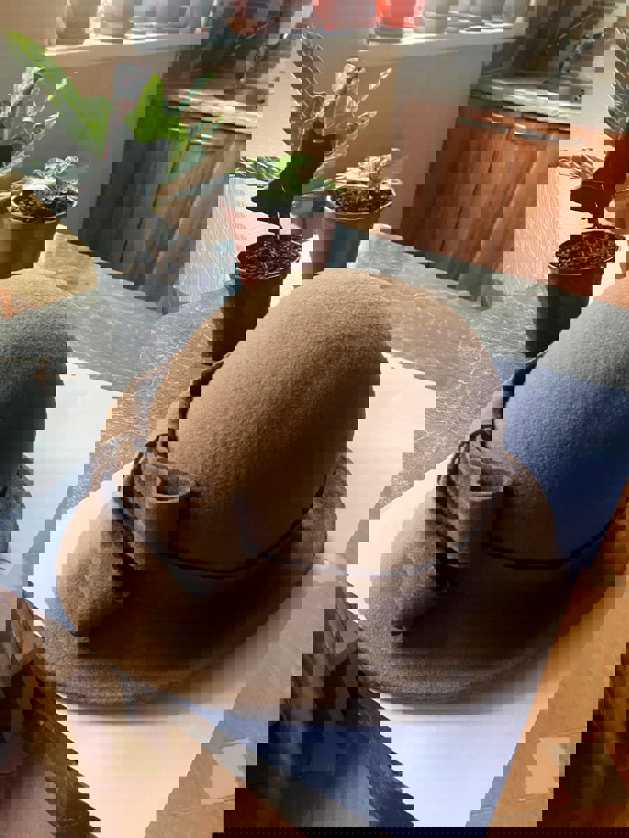 Элегантная женская шерстяная шляпа с полями – новая 