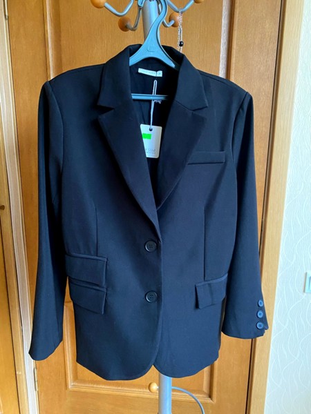 Новый черный оверсайз-пиджак My Star— стильная вещь!