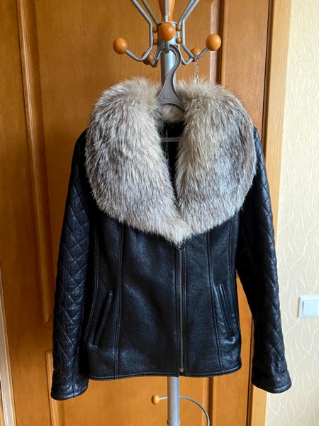 Премиальная зимняя куртка / дублёнка из натуральной овчины с мехом писца