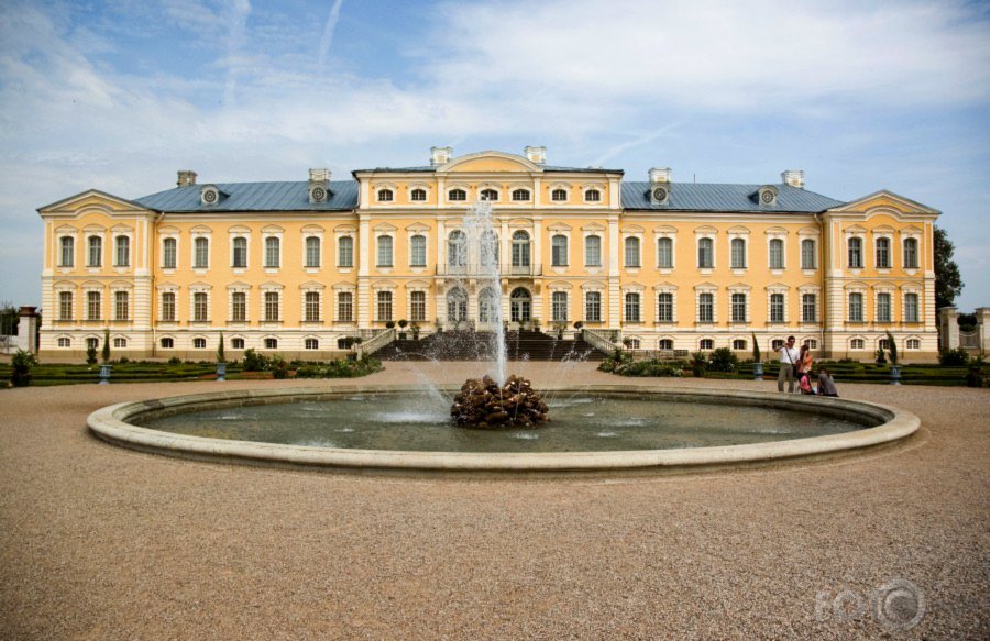 Historic Rundāle Palace - Baroque Architectural Masterpiece