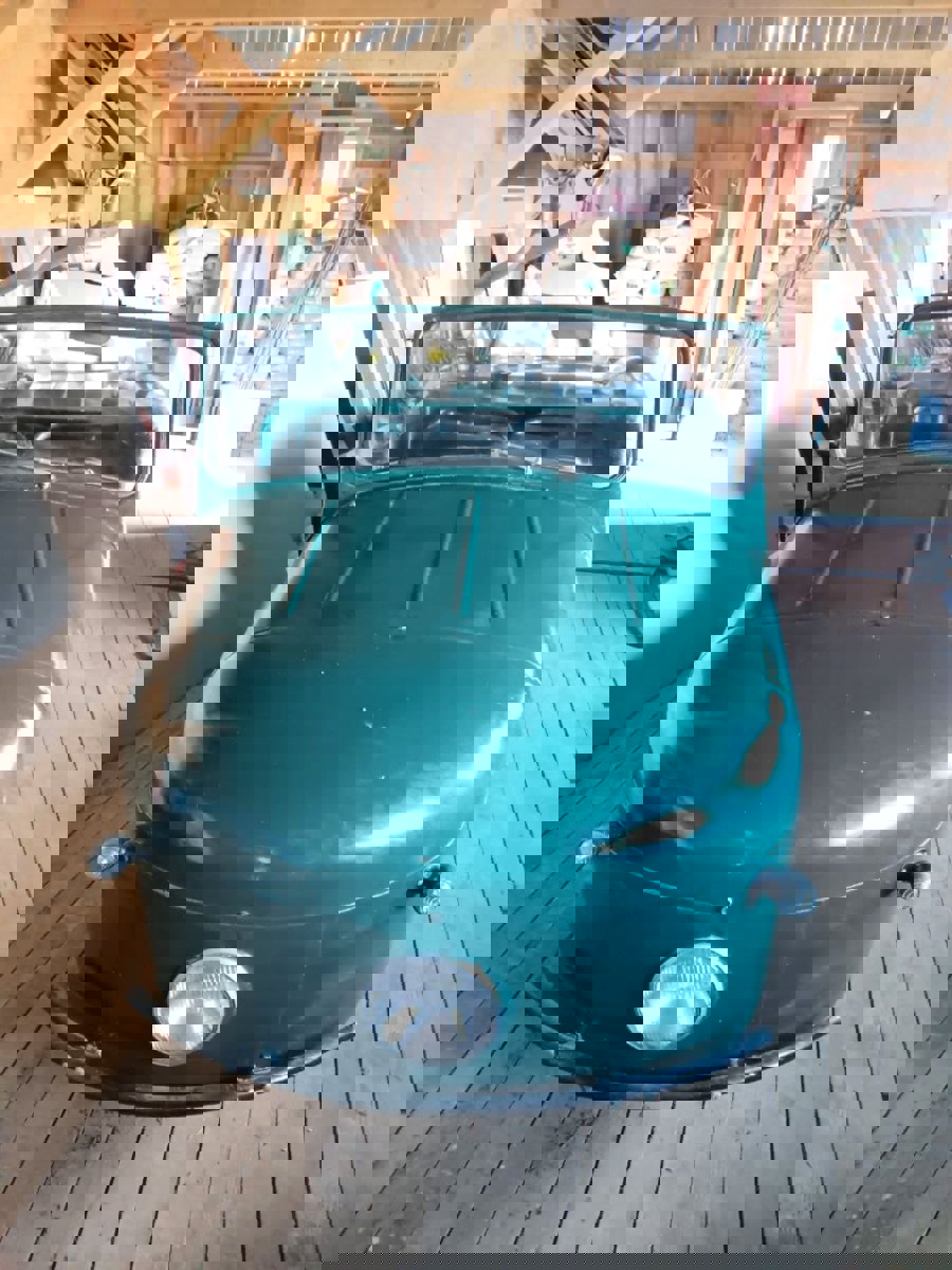 Pārdošanā atrestaurēts Padomju laiku auto "Ciklops" ar motoru Москва-М1А uz vienu cilindru (4 zirgspēki)