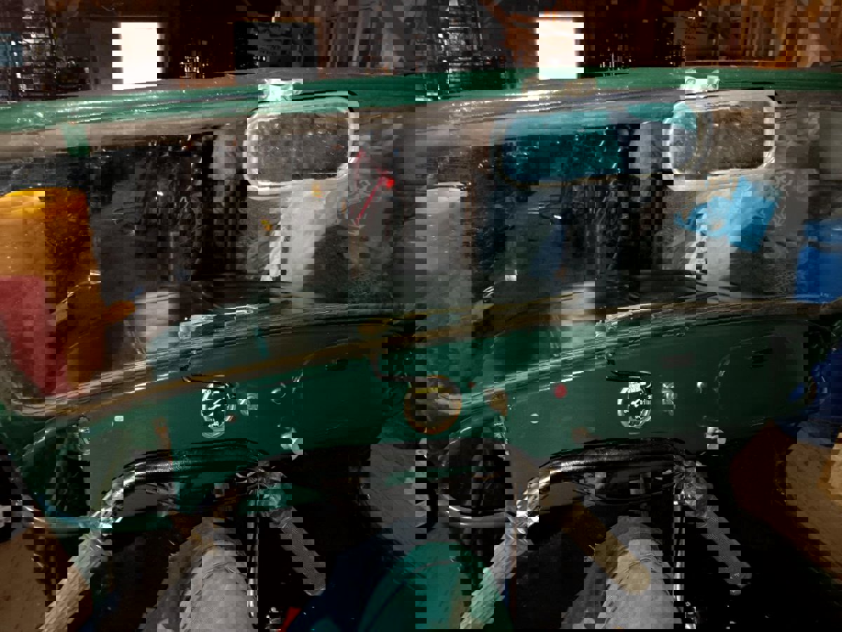 Pārdošanā atrestaurēts Padomju laiku auto "Ciklops" ar motoru Москва-М1А uz vienu cilindru (4 zirgspēki)