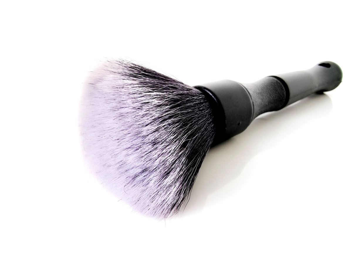 🧼 Кисть для чистки интерьера салона — удобный инструмент для тщательной уборки