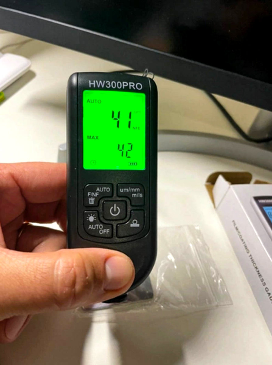 📏 Измеритель толщины краски HW-300 Pro — профессиональный толщиномер покрытий
