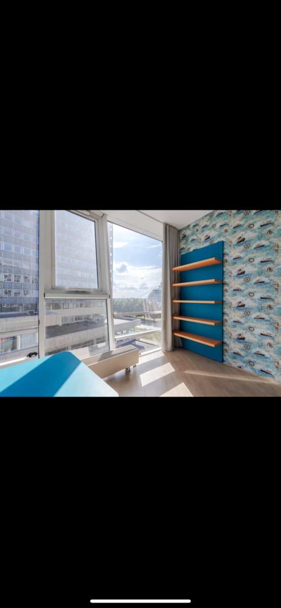 Детская мебель трансформер , 2 кровати, 2 стола, шкаф и полки