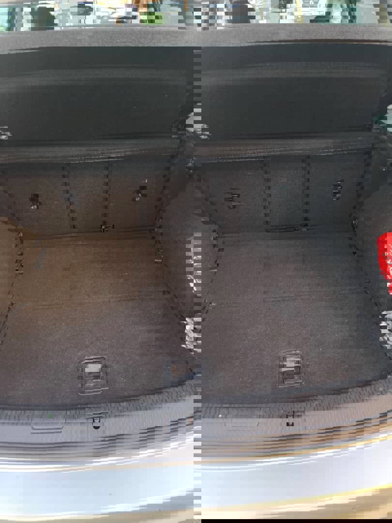  Volkswagen Golf Sportsvan 2017. gads.