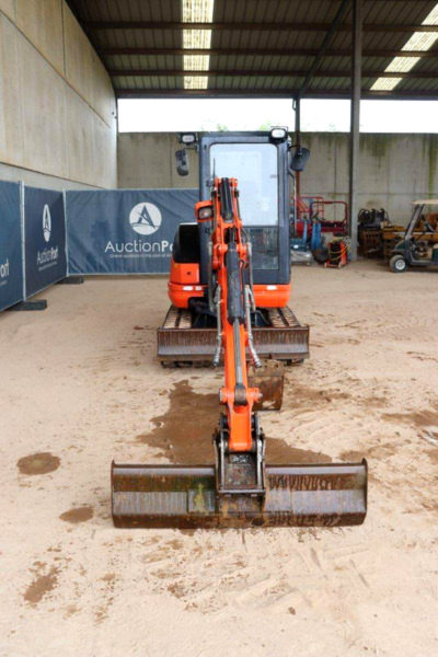 Mini excavator Kubota KX61-3
