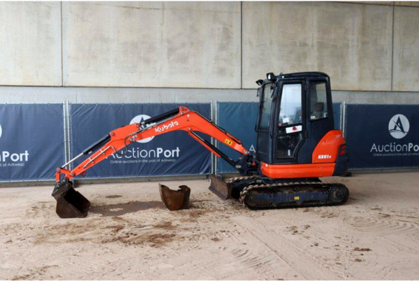Mini excavator Kubota KX61-3