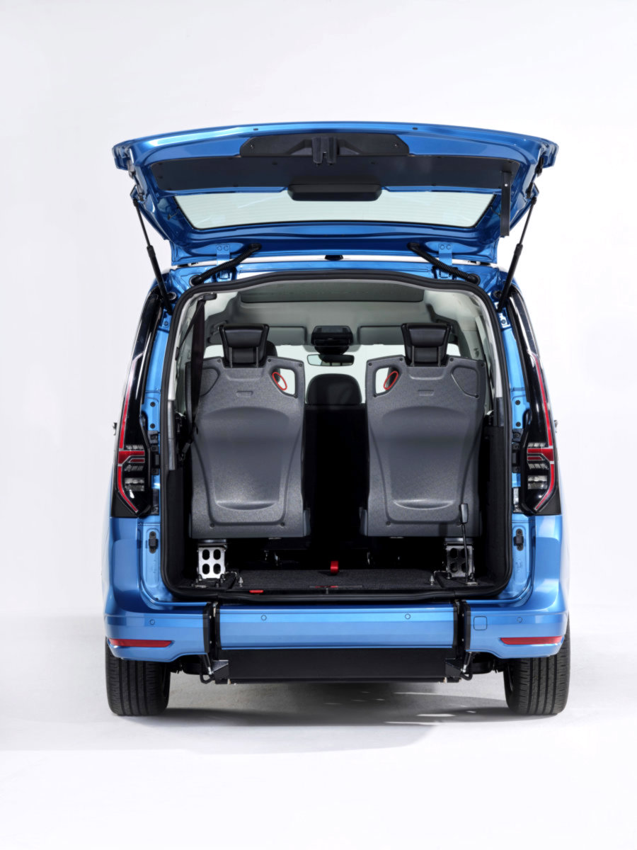 Aizmugurējā griezuma grīda