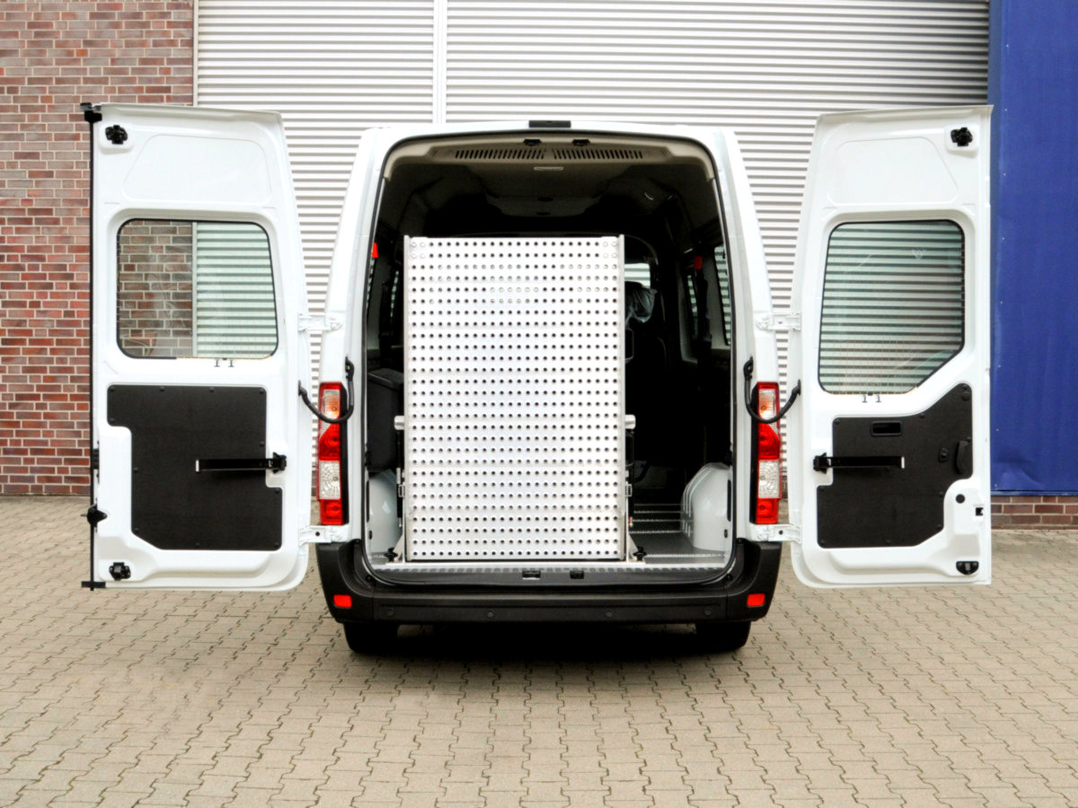 Rampa cilvēkiem ar invaliditāti