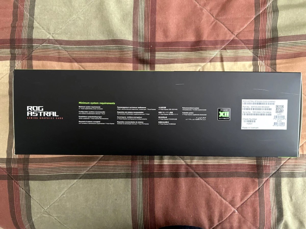 Pārdodu ASUS ROG Astral GeForce RTX 5090 32GB GDDR7 grafikas karti, pilnīgi jaunu